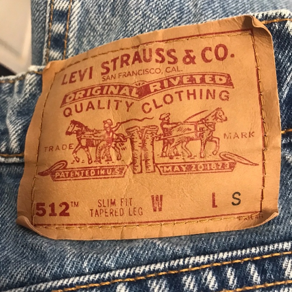 Vintage Levi’s 512 great fit.